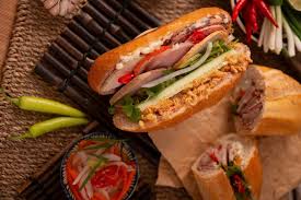 Bánh mì-Nộm